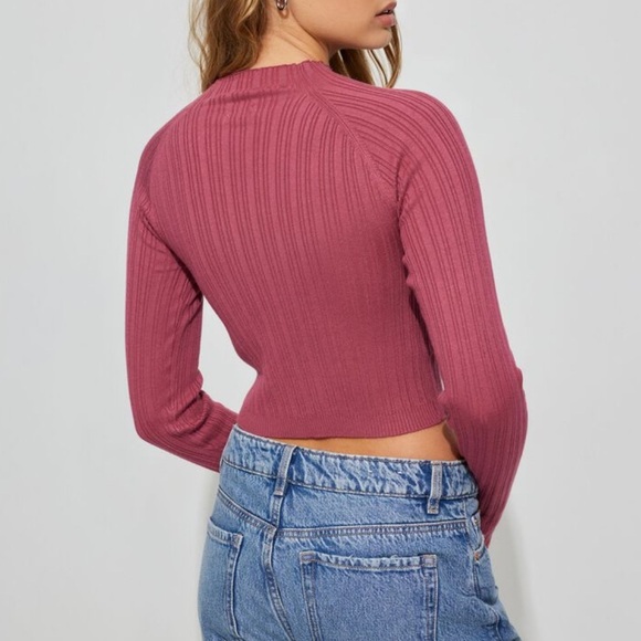 Garage Mock Neck Long Sleeve Top XS Burgundy NWT, Y2K Fitted Ribbed Bodycon Crop - Picture 11 of 13